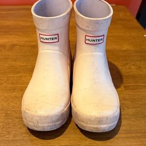 Hunter Kids Off-White Rain Boots